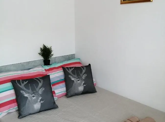 Apartma Tia Appartement *